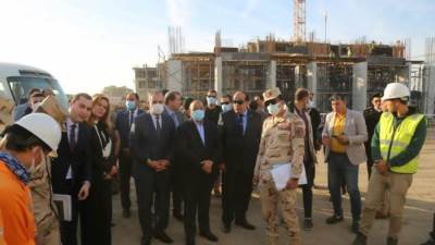 وزير التنمية المحلية ومحافظ كفر الشيخ ومديرة الأكاديمية الوطنية يتابعون أعمال تبطين الترع وإنشاء التجمعات السكنية