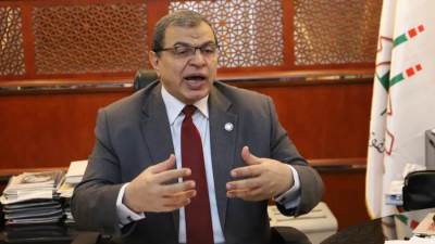 القوي العاملة: حصر  5788 عاملا غير منتظم لرعايتهم اجتماعيا وصحيا بقنا