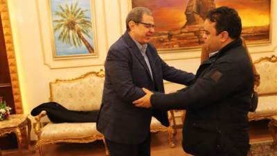 سعفان يودع وزير العمل الليبي في ختام زيارته لمصر