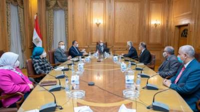 وزير الدولة الإنتاج الحربى يبحث تعزيز التعاون مع رئيس شركة IPIC