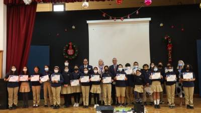 البنك العربي ينظم دورة تعريفية لبرنامج "عربي جونيَر" لطلبة مدرسة جيمس البريطانية الدولية الرحاب في مصر