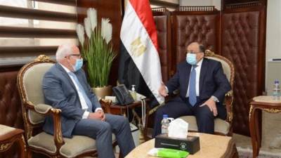 وزير التنمية يتابع مع محافظ بورسعيد مشروعات الخطة الاستثمارية ومنظومتى المخلفات والتأمين الصحى الشامل
