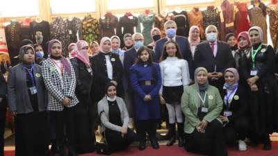 في إطار جولاته لمحافظة بورسعيد.. سعفان والغضبان يفتتحان معرض منتجات خريجي مركز التدريب المهني