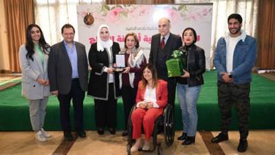 القباج تكرم الأمهات المثاليات.. 14 مليار سنويا للسيدات فى "تكافل وكرامة"