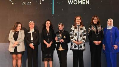 تكريم نائبة رئيس شركة هوم تاون ضمن أفضل 50 سيدة مؤثرة فى السوق المصري