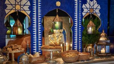 هيلتون تعزز برنامج "مرحبا" لتمنح الضيوف من الشرق الأوسط شعورًا بأنهم في بيتهم الثاني