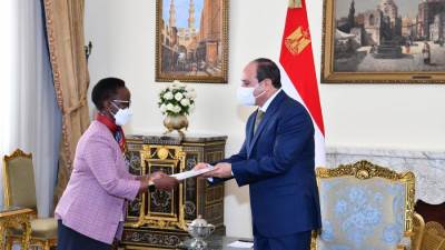 الرئيس السيسى يؤكد اعتزاز مصر بالعلاقات التاريخية المتميزة مع تنزانيا