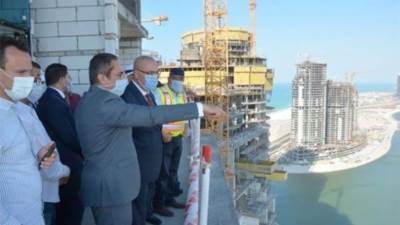 وزير الاسكان يصل "العلمين الجديدة" لتفقد المشروعات المختلفة