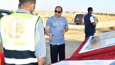 السيسي: أتابع آراء وملحوظات  المواطنين بشأن الاعمال الجارية حالياً لتطوير طريق الساحل الشمالي