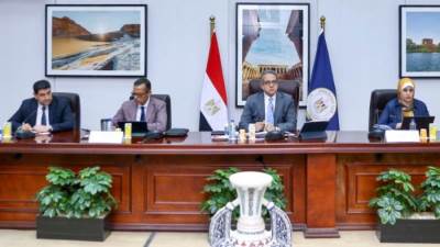  العناني يؤكد على ضرورة جاهزية المنشآت الفندقية لاستقبال ضيوف مؤتمر المناخ