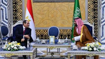  الرئيس السيسى يعود إلى القاهرة بعد مشاركته فى قمة جدة ولقاء بايدن 