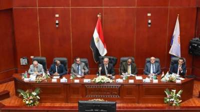 وزير الإسكان يصدر حزمة من التكليفات خلال لقائه برؤساء أجهزة المدن الجديدة