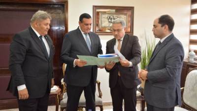 وزير التنمية المحلية يستقبل وفد لجنة الإدارة المحلية بمجلس النواب