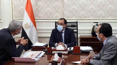 مدبولي يؤكد أهمية استكمال خطط الهيئة في تلبية الاحتياجات المطلوبة من الأدوية والمستلزمات الطبية والتكامل مع الأشقاء الأفارقة