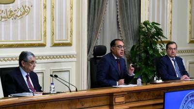 رئيس الوزراء يتابع نتائج تطبيق قرار ترشيد استهلاك الكهرباء