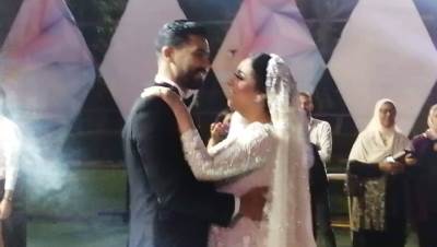 مبروك الزفاف السعيد 