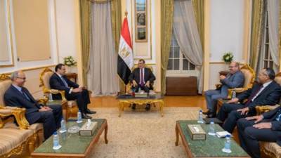 وزير الإنتاج الحربي يستقبل سفير مصر بجمهورية التشيك