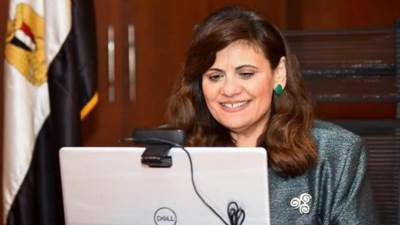 وزيرة الهجرة تلتقي الجالية المصرية في المملكة المتحدة