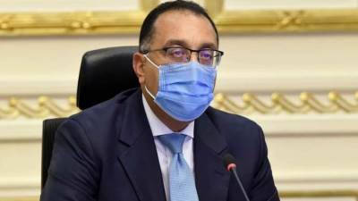 رئيس الوزراء: الدولة لن تسمح بعدم استقرار قطاع صناعة الدواجن