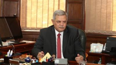 وزير الإسكان يتابع مع رئيس القابضة للمياه موقف مشروعات مياه الشرب والصرف الصحى بالمنوفية خلال عام 2022