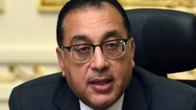 "مدبولى" يستعرض تقرير وزير الإسكان حول زراعة "100 مليون شجرة"