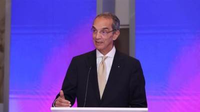وزير الاتصالات يدعو الشركات الهندية لإقامة مراكز تعهيد بمصر لتوفير فرص عمل للشباب