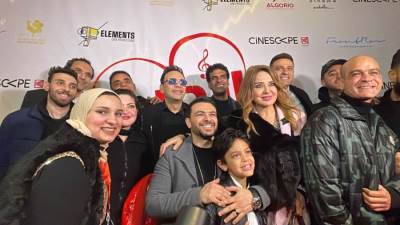 محمد نور وملك قورة يحتفلان بالعرض الخاص لفيلم "الحب بتفاصيله"