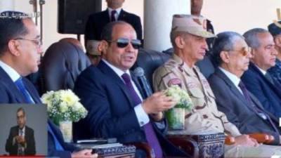 الرئيس السيسي: تجهيز 600 ألف فدان للزراعة فى سيناء مع نهاية العام الجارى