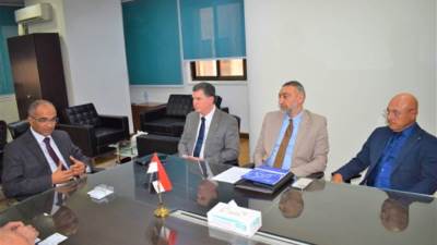 نائب وزير الإسكان يلتقى برئيس شركة طلمبات لمتابعة إجراءات توطين صناعتها محلياً