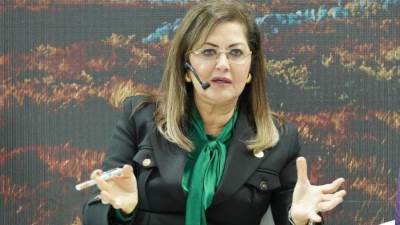 تكريم هالة السعيد ونيفين القباج ومايا مرسى في منتدي مؤنث الدولي الأول 