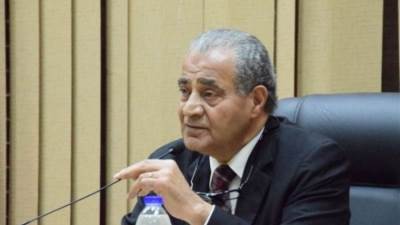 وزير التموين: الدولة تتحمل فارق سعر السولار للمخابز لطرح الرغيف بـ 5 قروش