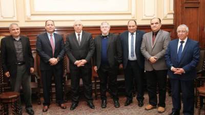 "الزراعة" توقع بروتوكول تعاون مشترك مع جامعة فلوريدا لانتاج وتصدير الشتلات المعتمدة المتميزة عالميا 