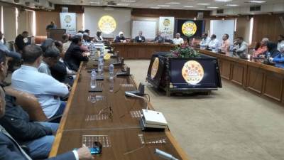 اللواء هشام آمنة: 6 دورات تدريبية بمركز سقارة الأسبوع القادم يستفيد منها 165 متدرباً بالمحافظات 