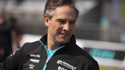 الفورمولا إي تعلن عن تغيير في قيادتها