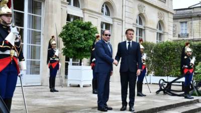 "ماكرون" يؤكد للرئيس السيسى تقدير بلاده لمصر ويثمن الروابط الوثيقة بين البلدين