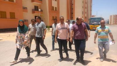 عبد الله يواصل جولاته المكوكية ليتفقد عدد من المشروعات فى مجالات مختلفة بمدينة سوهاج الجديدة
