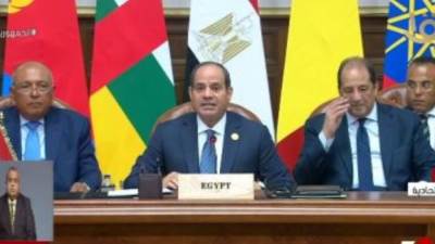 الرئيس السيسي: أطالب أطراف المجتمع الدولى بالوفاء بتعهداتها لدعم دول جوار السودان