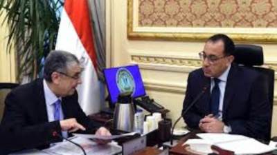 سكان شارع كلية التربية الرياضية بالهرم  يناشدون رئيس الوزراء ووزير الكهرباء