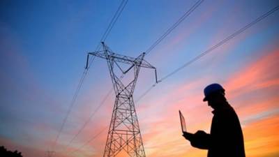 عبدالناصر محمد: الكهرباء لا توفر بدائل لإمداد المنشآت الحيوية