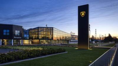 لامبورجينى تحقق مبيعات قياسية لطرازاتها مع لوائح إنتظار تصل إلى نهايات 2024