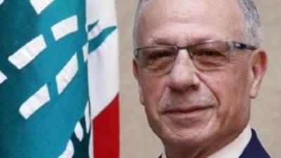 لبنان24: إطلاق رصاص على سيارة وزير الدفاع اللبنانى جنوب العاصمة