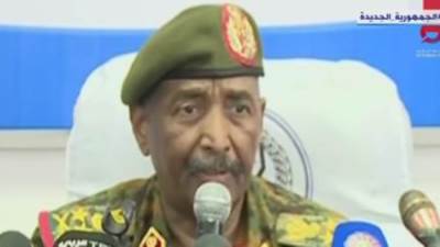 الفريق البرهان: نواجه حربا ستفتت السودان إذا لم نحسمها بسرعة