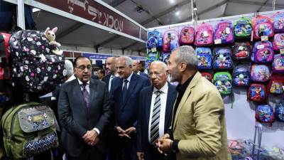  رئيس الوزراء خلال افتتاح "أهلا مدارس" بفيصل: مستمرون فى تحفيز المنتج الوطني 