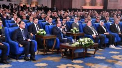 الرئيس السيسي: لدينا 17 مليون مشترك يحصلون على الكهرباء بربع ثمنها في مصر