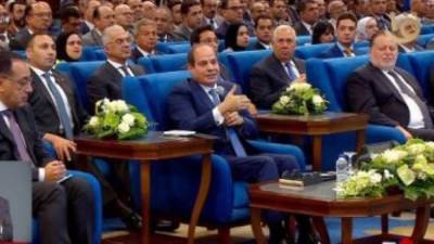  الرئيس السيسى يشهد جلسة التحول الرقمى وحوكمة قطاع التموين بمؤتمر "حكاية وطن" 