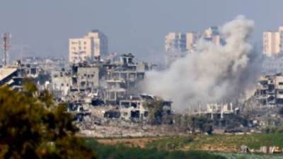  الفصائل الفلسطينية: أبلغنا الوسطاء أننا سنطلق سراح بعض المحتجزين الأجانب قريبا 