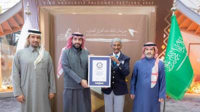 للمرة الثالثة.. مهرجان الملك عبدالعزيز للصقور  يدخل موسوعة "جينيس" كأكبر مسابقة للصقور في العالم 