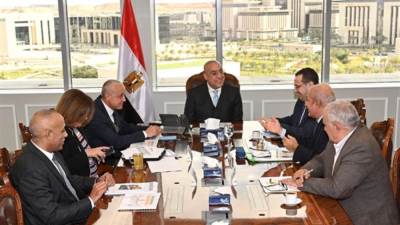 وزير الإسكان يتابع أعمال "التعمير لخدمات الصيانة" بمشروعات الإسكان الاجتماعي ودار مصر