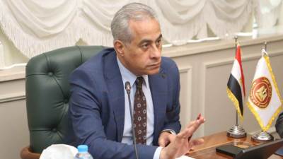 مع الانتقال للعاصمة الإدارية الجديدة .. وزير العمل يوجه "إدارة المعلومات" بسرعة العمل على المنظومة الرقمية والمعلوماتية الخاصة بالوزارة و"المديريات"