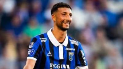 الأهلي يضم وسام أبو على لمدة 4 مواسم ونصف مقابل 2 مليون يورو